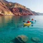 رفتینگ در خلیج فارس: چرا این ورزش در آبهای دریا ممکن نیست؟ 16 رفتینگ در بندرعباس؟ راهنمای تخصصی کایاکسواری در خلیج فارس